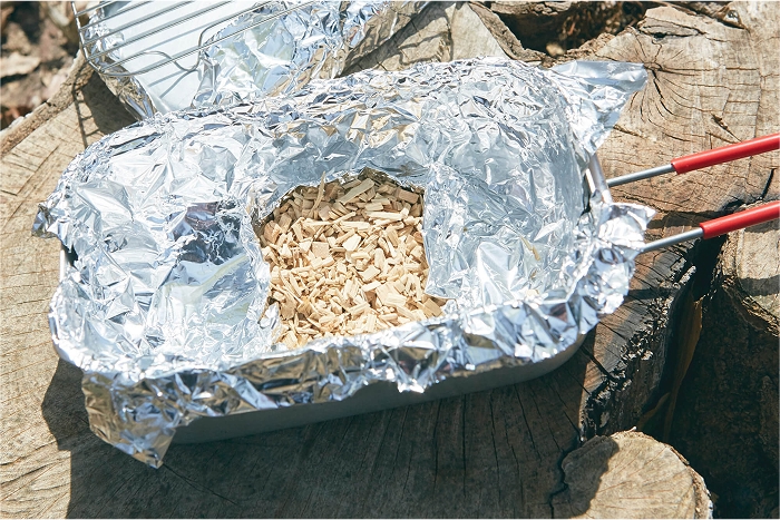 アルミホイルで覆ったメスティン