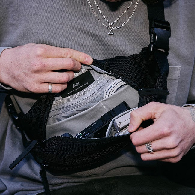 極上美品　AER スリングバッグ　ブラック ！ Aer（エアー） 最大42% 5/13限定 Aer Day Sling 3 Max ショルダー