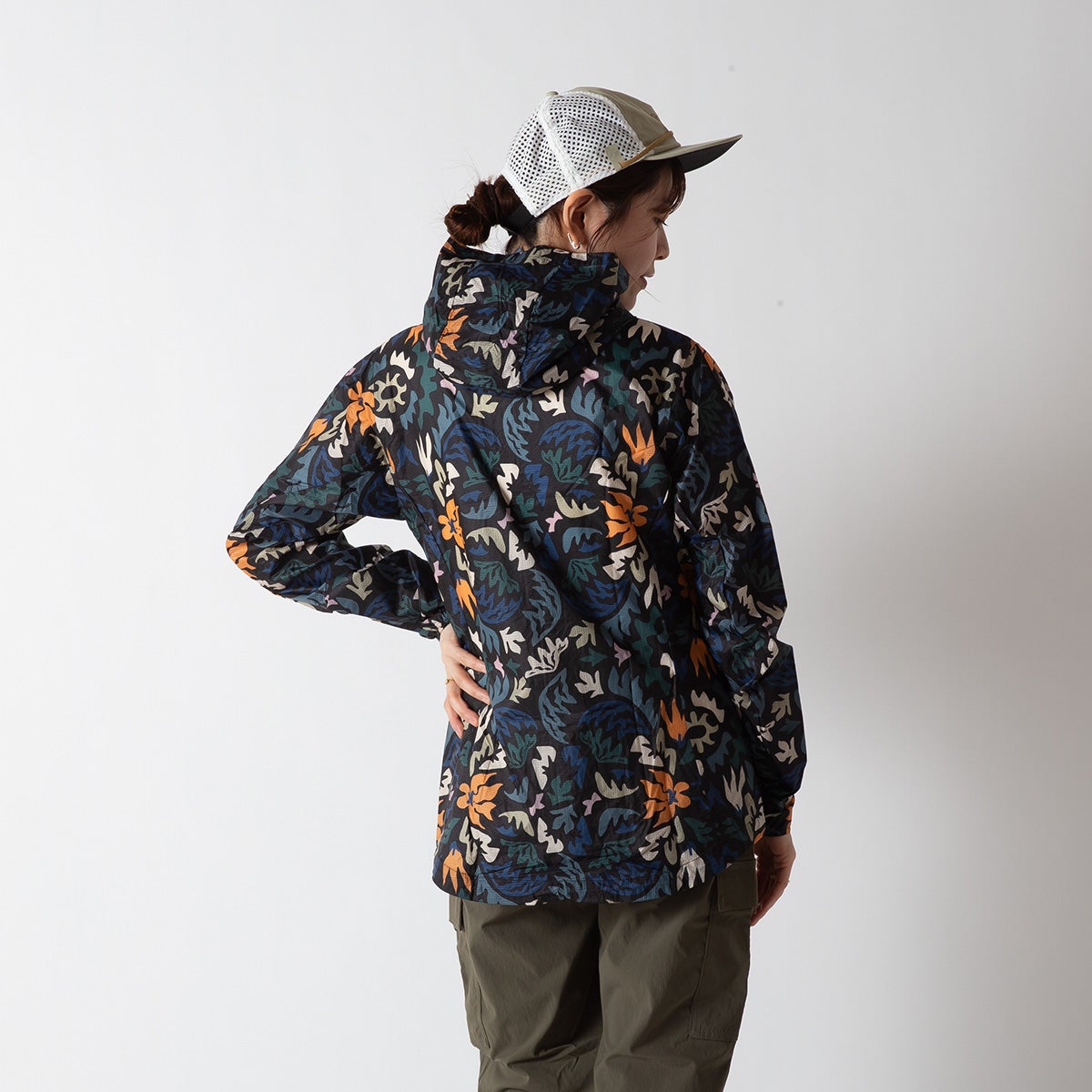 美品❣️パタゴニア　ウィメンズ　フーディニジャケット 24147_WBWE.jpg?sw=1400&sh=1400