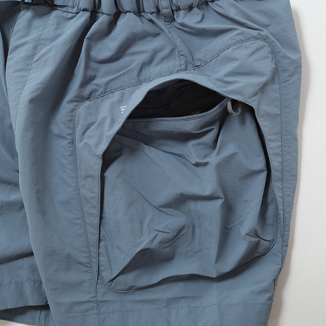 CMF OUTDOOR GARMENT コムフィアウトドアガーメント アクティビティ