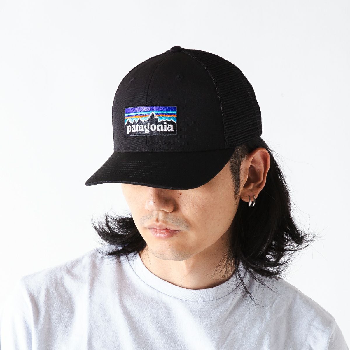 patagonia パタゴニア P6 ロゴトラッカーハット｜SUNDAY MOUNTAIN