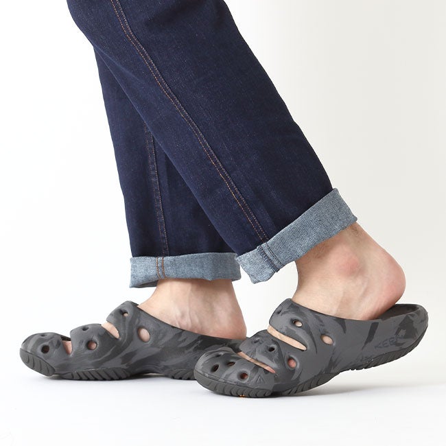 KEEN キーン ヨギ メンズ｜SUNDAY MOUNTAIN｜サンデーマウンテン