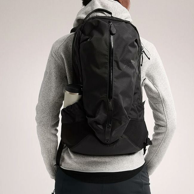 ARC'TERYX アークテリクス アロー22バックパック｜SUNDAY MOUNTAIN