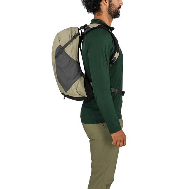 OSPREY オスプレー ハイクライト18｜SUNDAY MOUNTAIN｜サンデーマウンテン