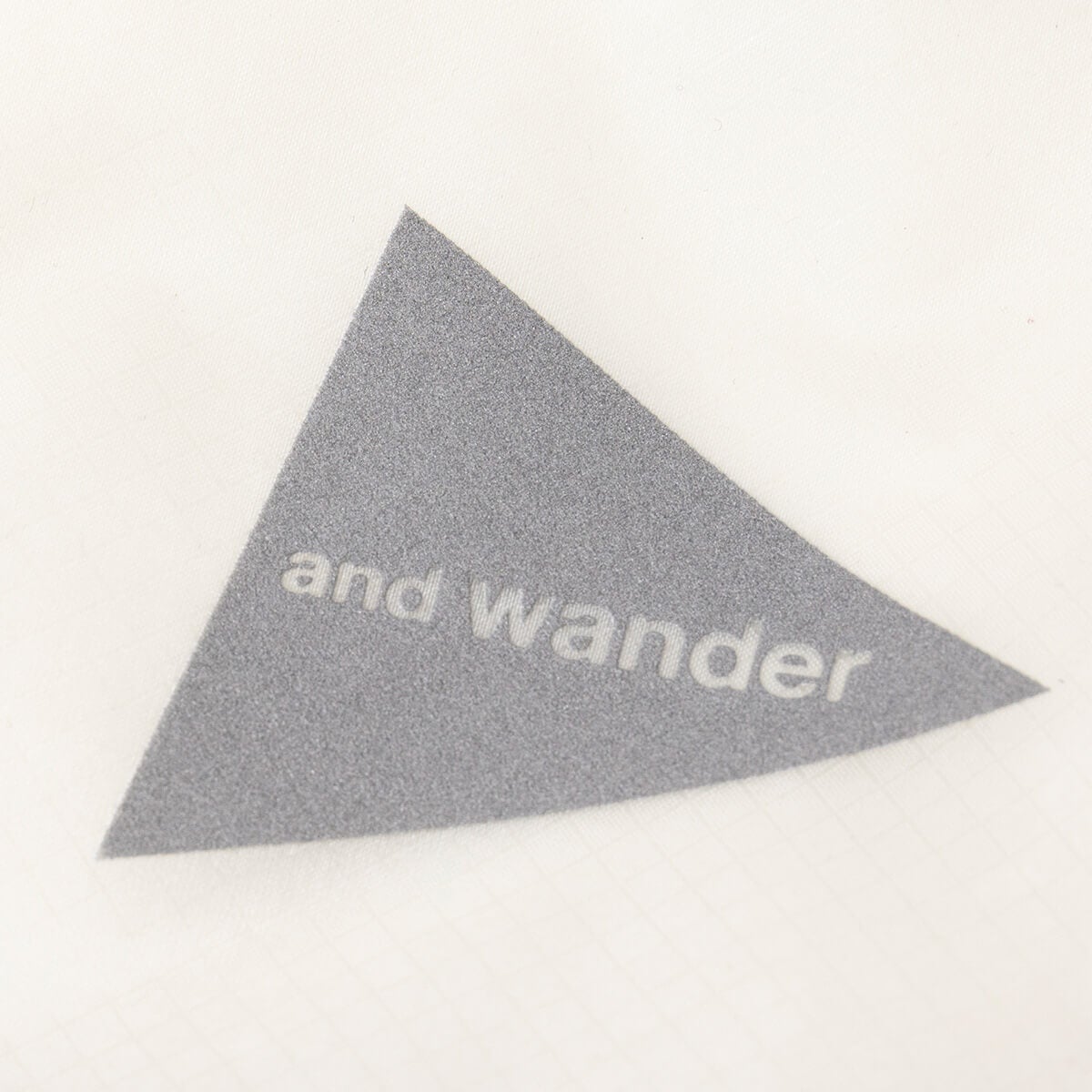 and wander アンドワンダー シルサコッシュ｜SUNDAY MOUNTAIN