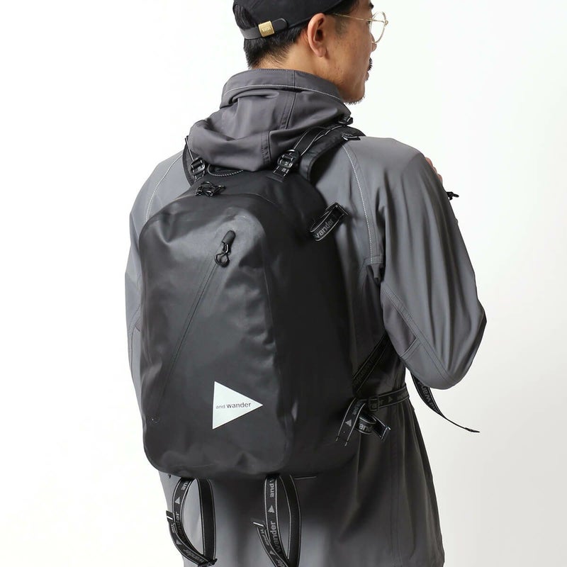 and wander アンドワンダー ウォータープルーフデイパック