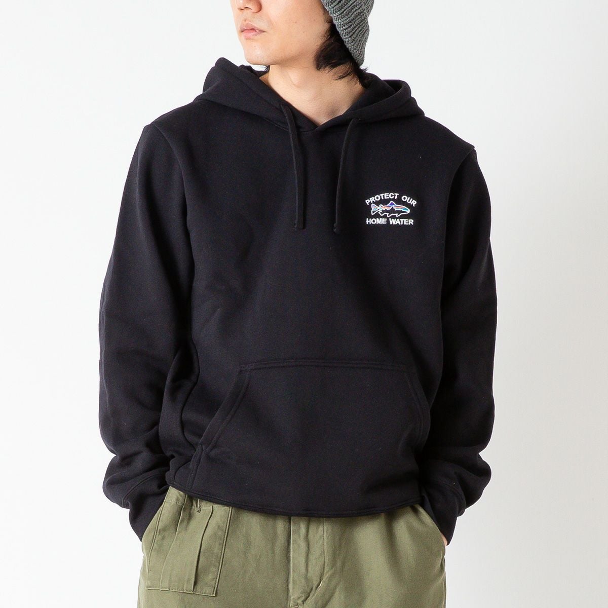 Patagonia アップライザルフーディ　パーカー XXL 2022年製 黒 patagonia パタゴニア ホームウォータートラウトアップライザル