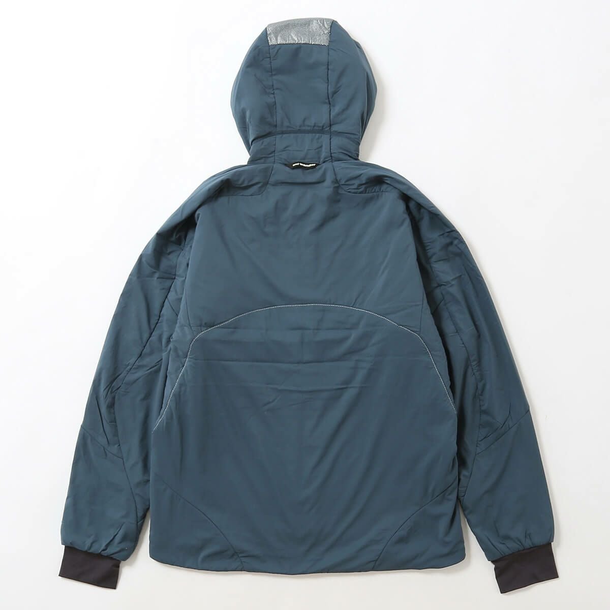 and wander アンドワンダー アルファAIRフーディ｜SUNDAY MOUNTAIN