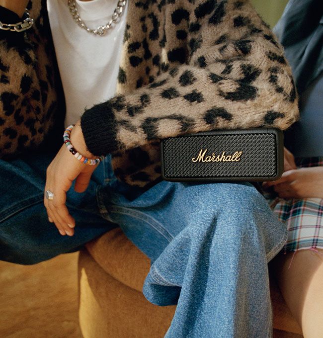 陽*斗様 MarshallEMBERTON II シルバー　ジャンク ワイヤレス Marshall マーシャル エンバートン2ワイヤレススピーカー｜SUNDAY
