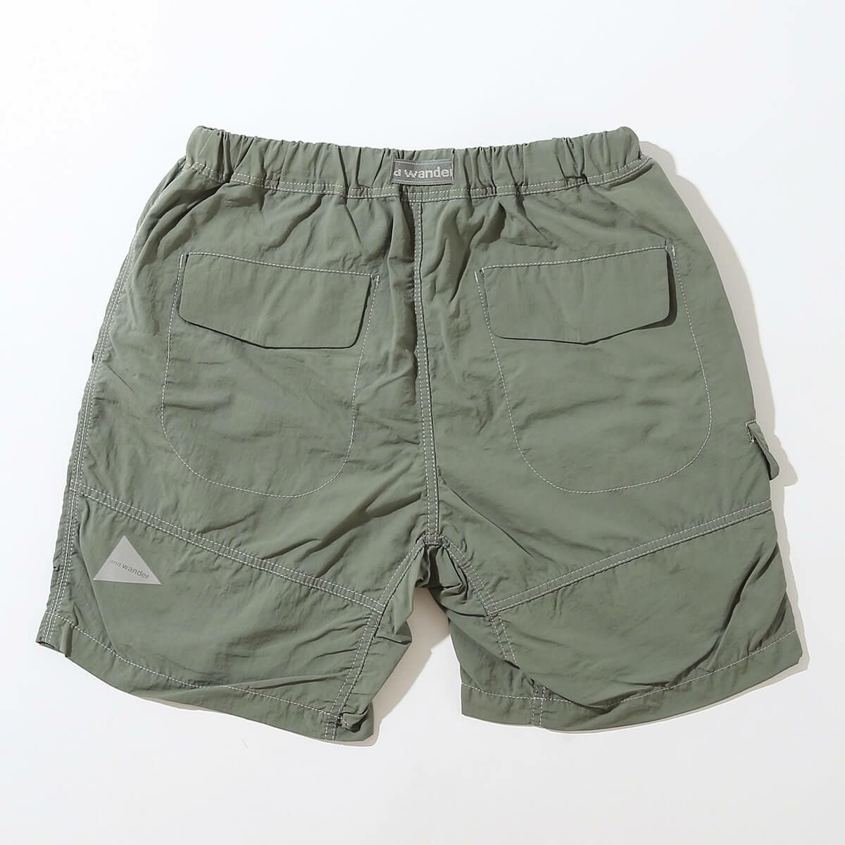 and wander アンドワンダー Nyタフタハイカーショートパンツ｜SUNDAY