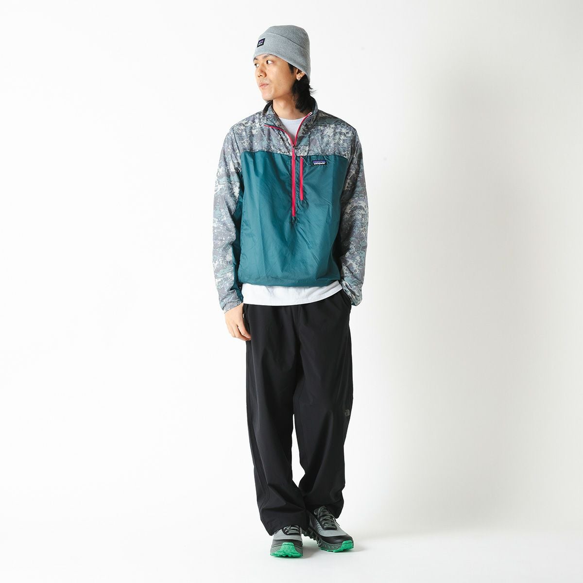 patagonia パタゴニア フーディニスタッシュ1/2ジップP/O メンズ
