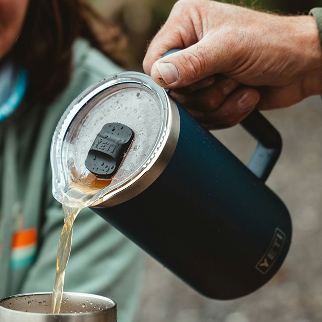 YETI イエティ 34oz ピッチャー｜SUNDAY MOUNTAIN｜サンデーマウンテン