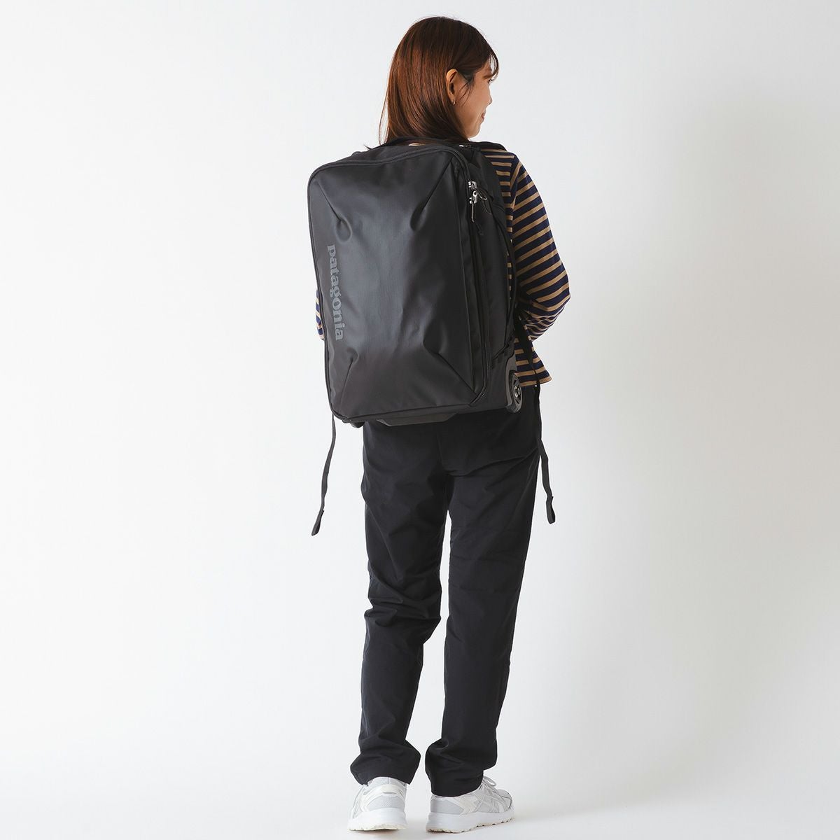 patagonia パタゴニア ブラックホール MLCウィリー 34L｜SUNDAY