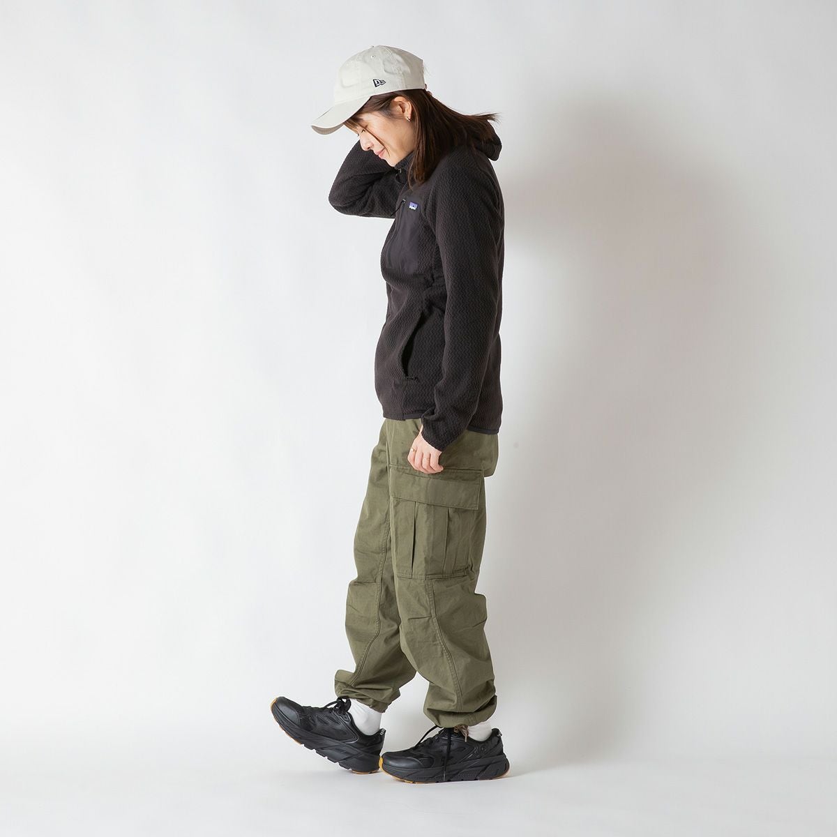 patagonia パタゴニア R1エアフルジップフーディ【ウィメンズ