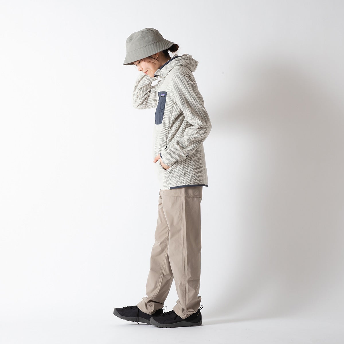 1230-560 パタゴニア エアフルジップフーディ ウィメンズ patagonia パタゴニア ／ ウィメンズ・R1エア・フルジップ・フーディ