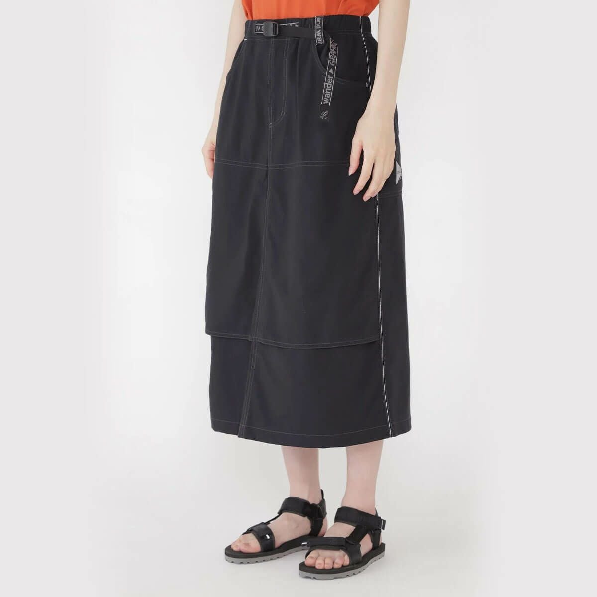 and wander アンドワンダー オーバーサイズカーゴスカート【ウィメンズ