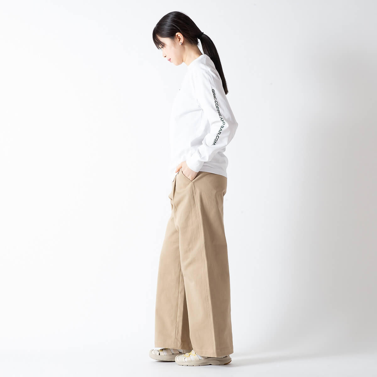 シンゾーン バミューダパンツ ECRU COTTON LINEN BERMUDA PANTS – Shinzone