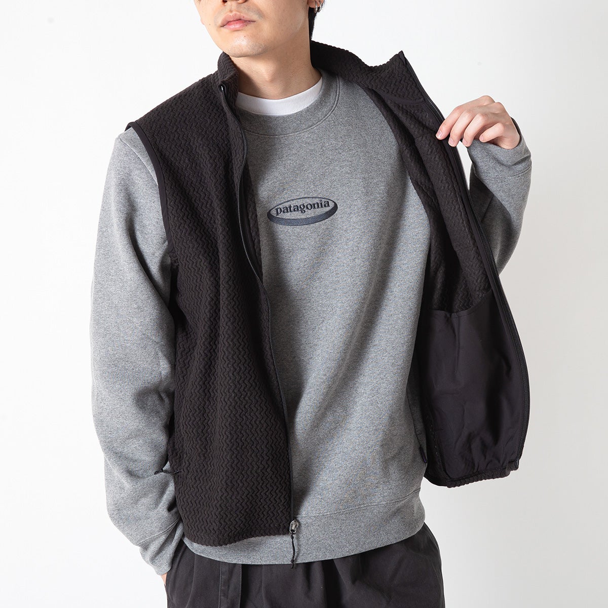 patagonia パタゴニア R1エアベスト メンズ｜SUNDAY MOUNTAIN