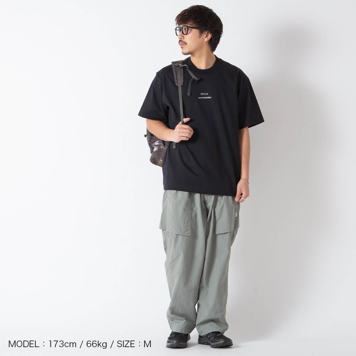 ROA × and wander ロア×アンドワンダー ロゴプリンテッドT｜SUNDAY