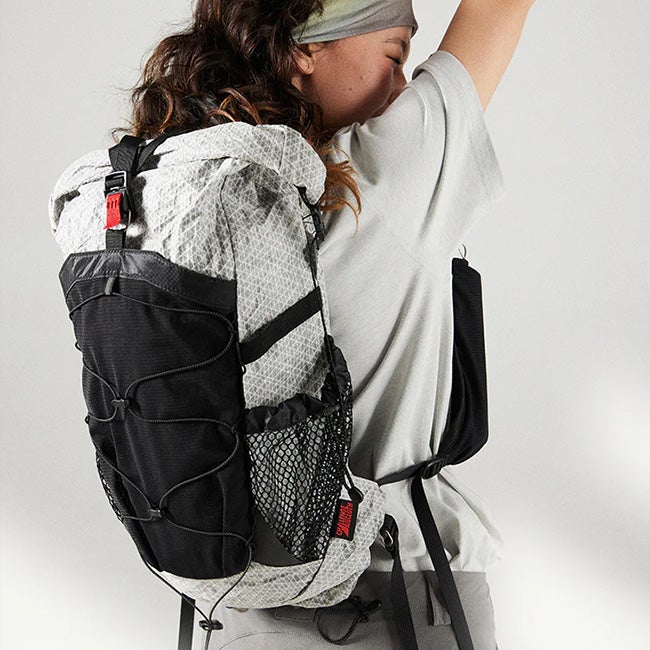BLUE MONTE ブルーモンテ 20L大容量登山リュック｜SUNDAY MOUNTAIN
