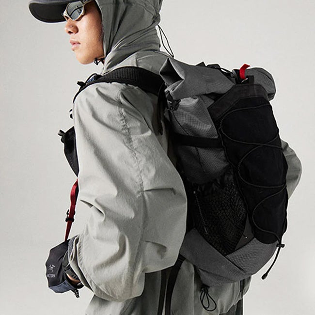 BLUE MONTE ブルーモンテ 20L大容量登山リュック｜SUNDAY MOUNTAIN