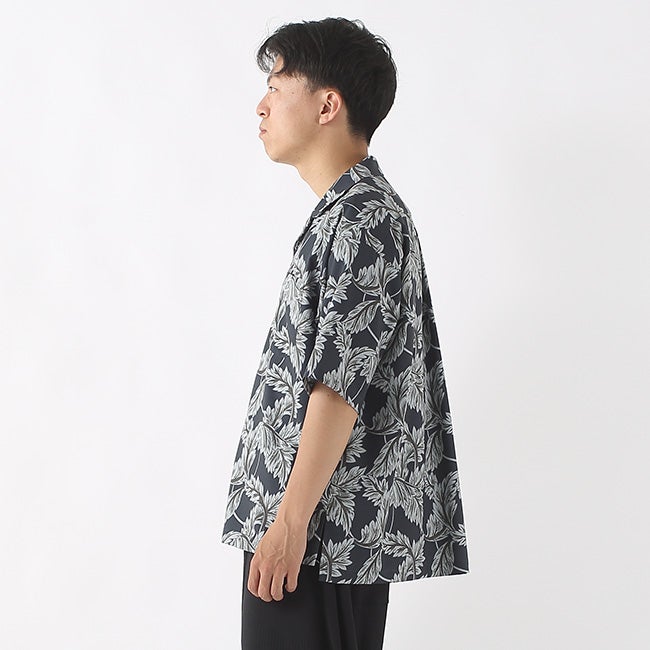 White Mountaineering ホワイトマウンテニアリング ボタニカルパターン