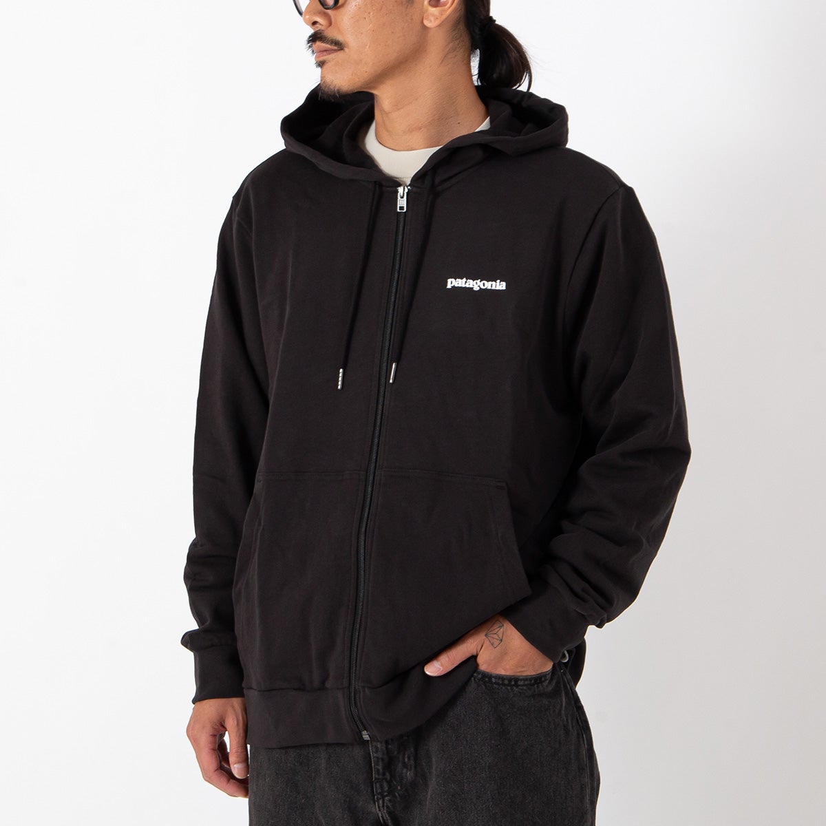 patagonia パタゴニア P6ロゴデイリーフルジップフーディ メンズ